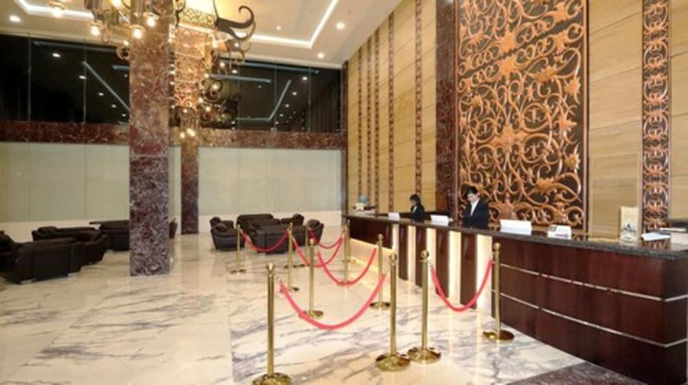 M Bahalap Hotel Palangka Raya Exterior photo